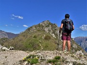 Monte Barro ad anello ‘fiorito’ da Galbiate-17apr23 - FOTOGALLERY